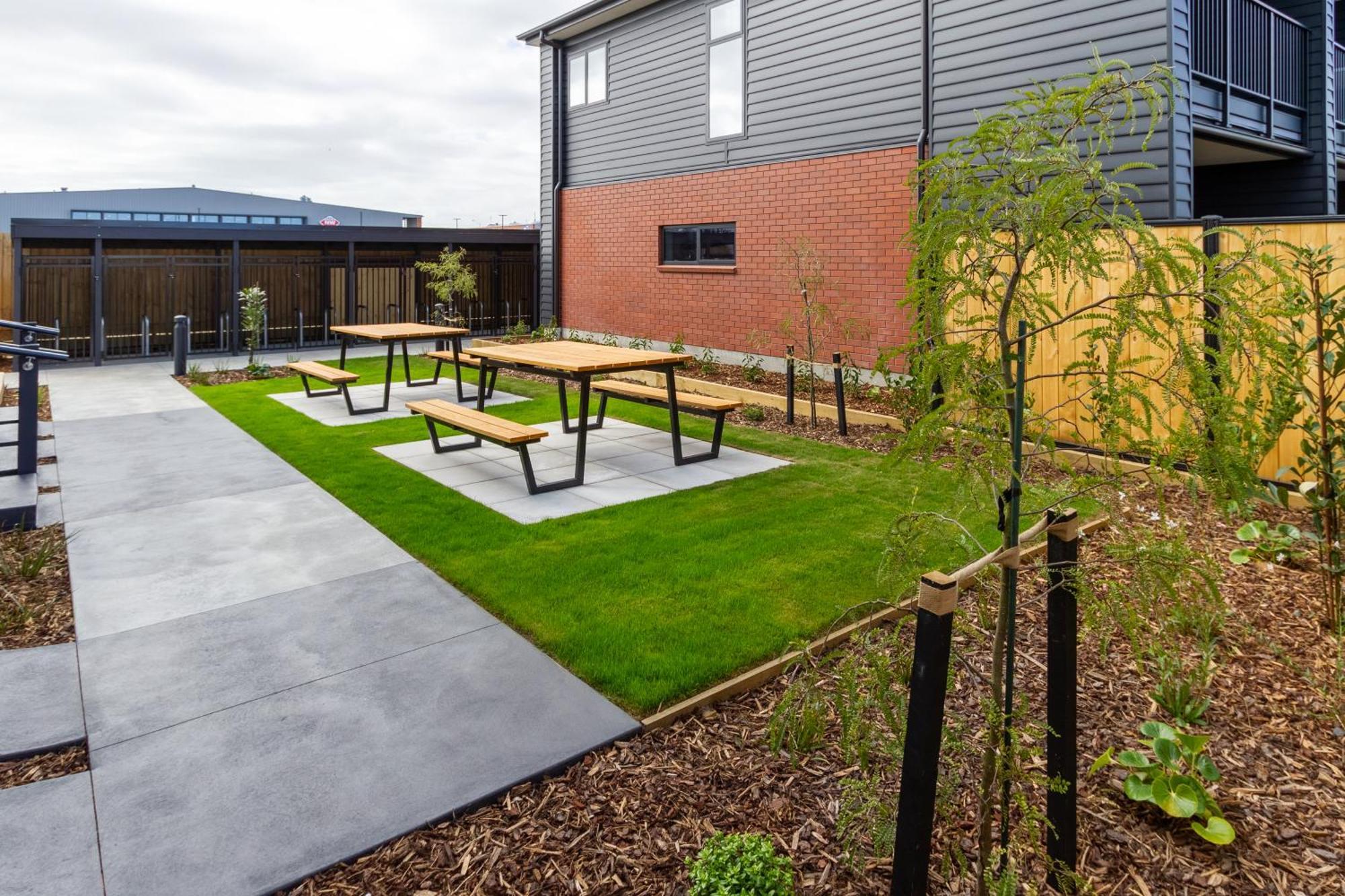 Downtown Comfort: Modern Studio With Backyard Christchurch Exterior foto